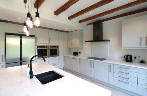 East Grinstead Casa | Beautiful arts and crafts home