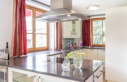 Katschberg Casa | Casa de vacaciones privada con jacuzzi, WIFI, piscina privada, A/C, TV, terraza, mascotas permitida