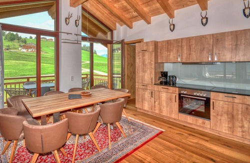 Kaprun Casa | Beautiful Austrian style Chalet at the ski slope