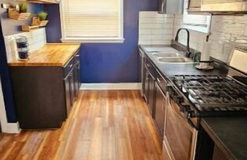 Detroit Apartamento | Beautiful Bagley Home