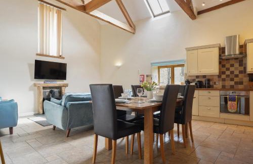 Ilfracombe Casa | Beautiful Barn Conversion with Games Room