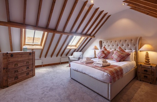 Bodham Casa | Beautiful Barn conversion with modern feel.