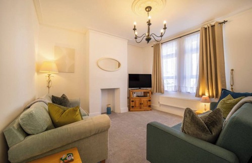 Bath Casa | Beautiful Bath Home - Sleeps 7, Perfect for Families or Friendship Groups