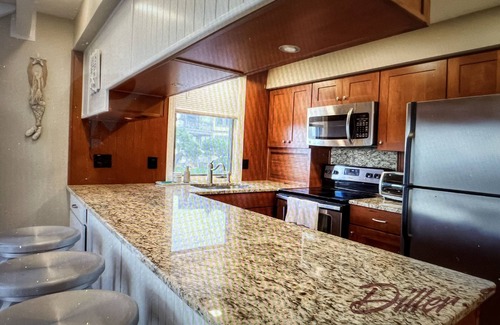 Stone Harbor Condominio | Beautiful Bay Views.