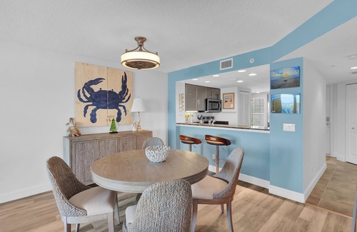 Central Beach Condominio | Beautiful beach front condominum huge patio