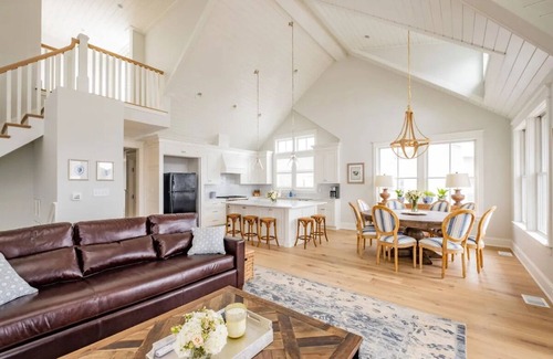 Stone Harbor Casa | Beautiful Beach House with year-round heated pool