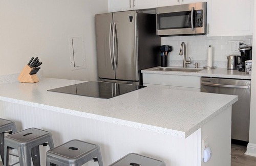 Makaha Valley Condominio | Hermosas playas y el mejor esnórquel en la isla. Campo de golf cercano.