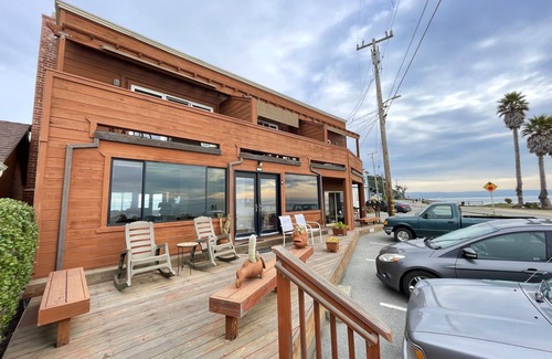 Opal Cliffs Apartamento | Beautiful beachfront home with unobstructed ocean views