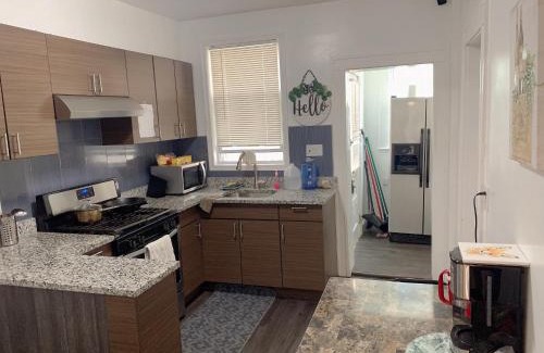 Charles Village Casa | Beautiful bedroom next JHU