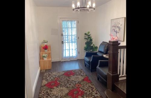 Charles Village Casa | Beautiful bedroom next JHU