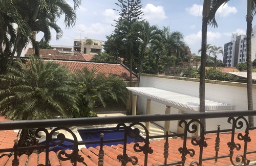 Ciudad Jardin Casa | Casa Italiana frente al Río.