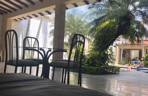 Ciudad Jardin Casa | Casa Italiana frente al Río.