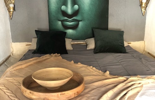 Odessa City Center Apartamento | Beautiful Botanical Buddha Apartments near Langeron beach & Shevchenko park