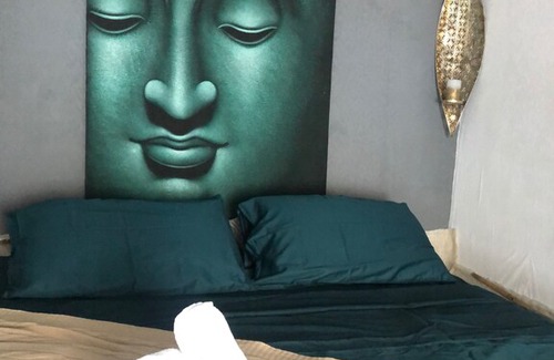 Odessa City Center Apartamento | Beautiful Botanical Buddha Apartments near Langeron beach & Shevchenko park