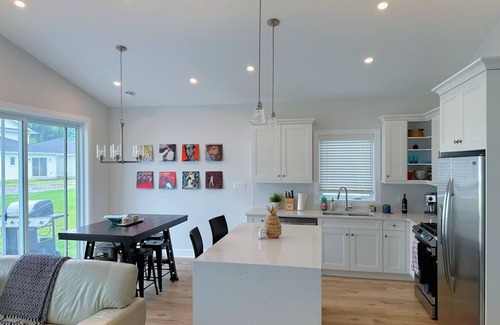Port Stanley Casa | Beautiful brand new 4 bedroom, 3 bath home - Port Stanley, ON Kokomo Beach Club