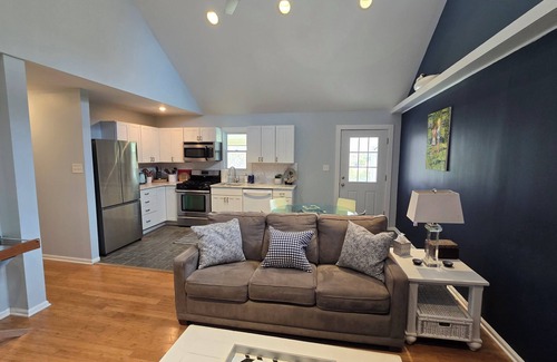 West Cape May Casa | Beautiful Bray Cottage on the Vineyard
