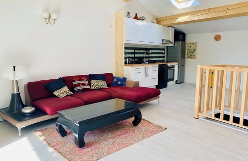 Bonneveine Apartamento | Beautiful, bright duplex apartment in Marseille