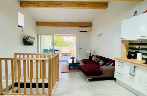 Bonneveine Apartamento | Beautiful, bright duplex apartment in Marseille