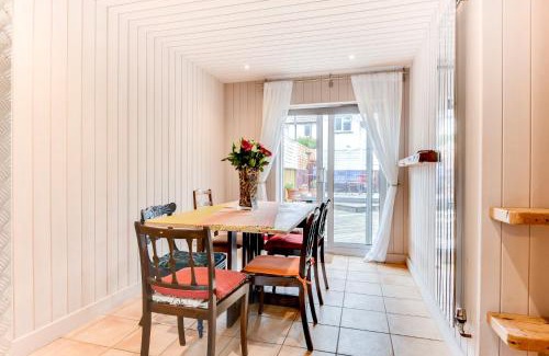 Southwick Casa | Beautiful Brighton House - Free Parking