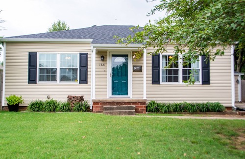Tulsa Casa | Beautiful Bungalow by Expo Center, TU & Route 66