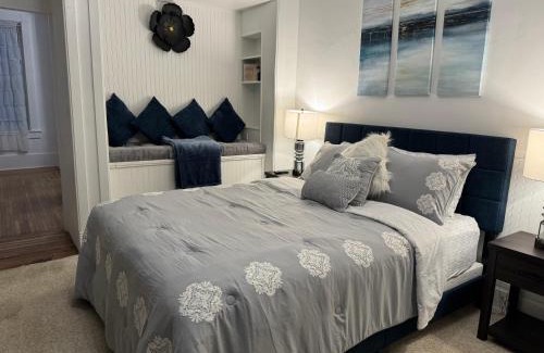 Madison Casa | Beautiful Bungalow on Main