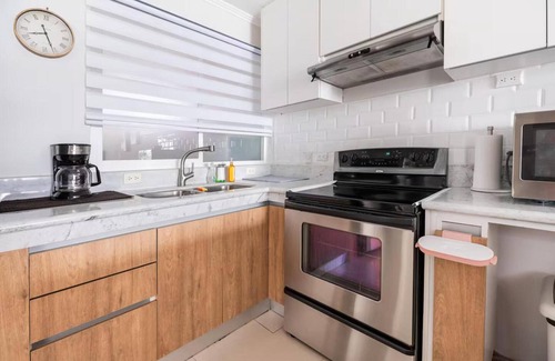 Escazú Condominio | Beautiful Condo just steps from Avenida Escazu in an unbeatable location