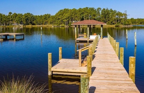 Merritt Casa | Beautiful Cabin Creek Sunsets