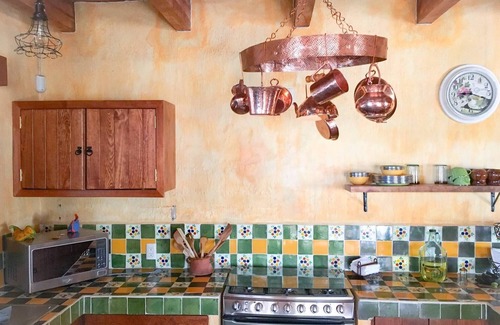 Tapalpa Cabina | Hermosa Cabaña Centro Tapalpa Horno Barro Asador 4 Rec 12 personas TV Wifi