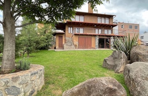 Tapalpa Cabina | Hermosa Cabaña Centro Tapalpa Horno Barro Asador 4 Rec 12 personas TV Wifi
