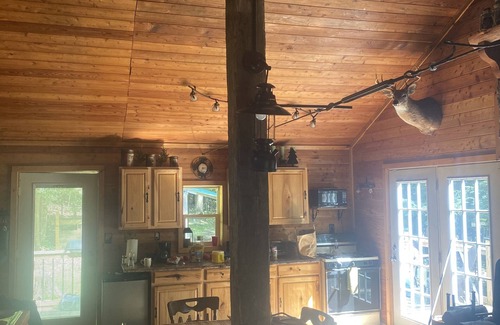 Scio Cabina | Beautiful Cabin in the woods Allegany County NY