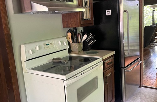 Thompsonville Cabina | Beautiful Cabin located on the Betsie River and close to Crystal Mountain Resort