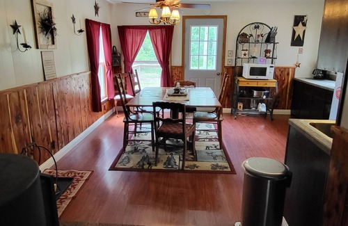 Mio Cabina | Beautiful Cabin near the AuSable River/Kayaks Included