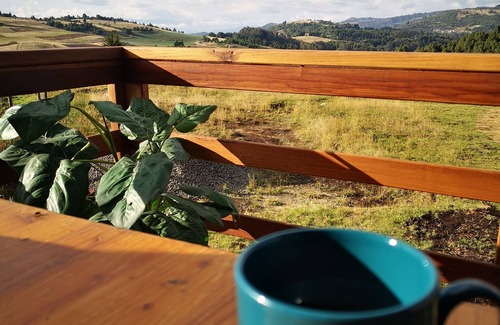 Tota Cabina | Beautiful cabin overlooking Tota lake, close to many touristic places
