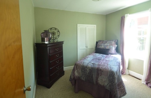 Rochester Casa | Hermoso Cabo en Rochester suburbio!