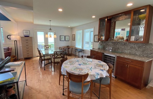 Cape May Point Casa | Beautiful Cape May Point Home with Lighthouse and Pond Views
