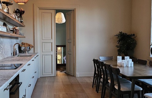 Bjørvika Apartamento | Beautiful century apartment in heart of old town
