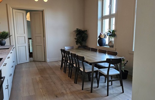 Bjørvika Apartamento | Beautiful century apartment in heart of old town