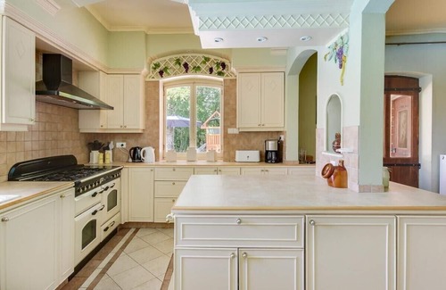 Cambayrac Casa | Beautiful Château with Large Private Pool near Cahors