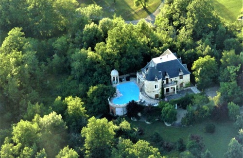 Cambayrac Casa | Beautiful Château with Large Private Pool near Cahors