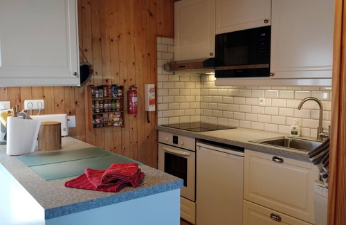 Thollon-les-Memises Chalet De Esquí | Hermoso Chalet para 8 personas, 4 dormitorios, 3 baños y hermosas vistas