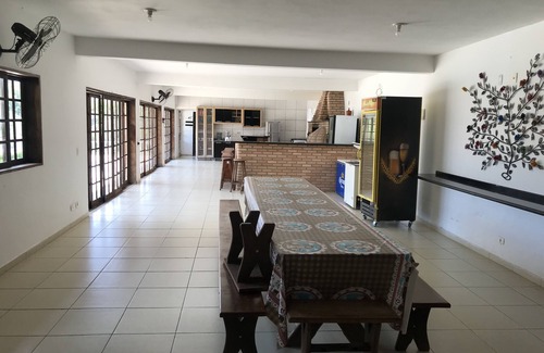 Mairinque Casa | Linda Chácara con 7 dormitorios y 8 baños en condominio de lujo