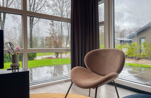 Municipality of Veldhoven Chalet De Esquí | Beautiful Chalet With Airco, in a Holiday Park