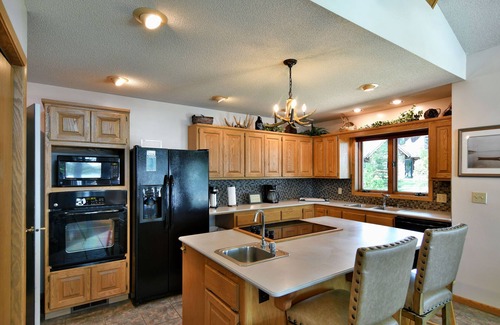 Chief Lake Casa | Beautiful Chief Lake Home on Chief Lake, Lakefront, Last Minute Deals!
