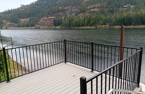 Clark Fork Alquiler De RV | Beautiful Clark Fork Riverside RV site