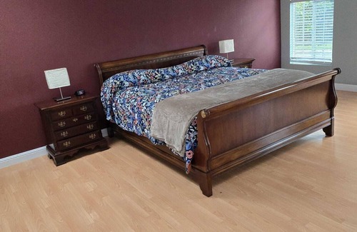 Union City Casa | Beautiful classy house for relaxation. Huge spaces and a great ambiance.