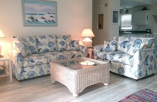 Surf City Casa | Actualizado, hermoso autor 'Mayberry by the Sea' Inicio - Patio de perros cercado
