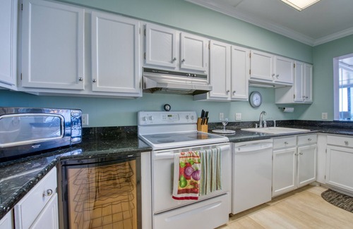 Jacksonville Beach Condominio | Hermoso condominio frente al océano Majestic !!!