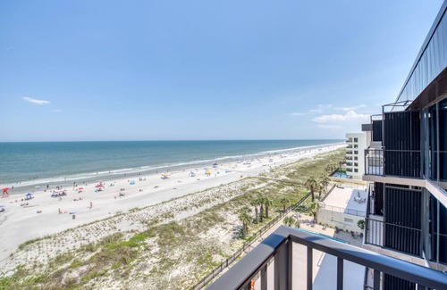Jacksonville Beach Condominio | Hermoso condominio frente al océano Majestic !!!