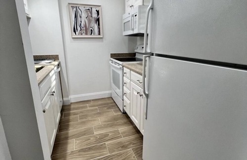 Hunt Club Cabaña | Beautiful Cottage located inside PGA National