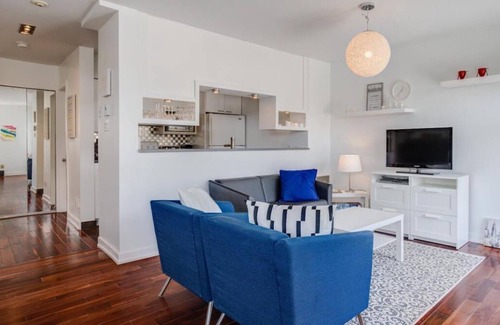 Magog Condominio | Beautiful condo in downtown Magog with Lake access and private pool!